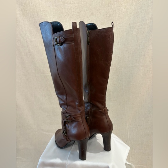 GUESS Brown Knee-High Brown Boots - Picture 3 of 15
